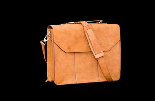 從公文包到丁字褲 皮革制品的時(shí)尚演變與多元表達(dá)